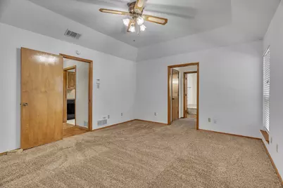 1009 Kings Canyon Court, Grapevine, TX 76051 - Photo 15