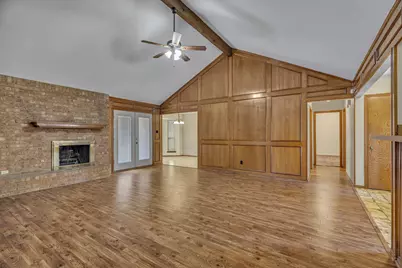 1009 Kings Canyon Court, Grapevine, TX 76051 - Photo 3