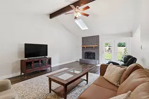 5617 Kindling Ct, Arlington, TX 76016 - Photo 11