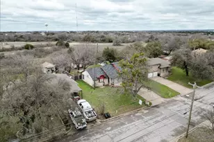 201 Oakridge Dr, Weatherford, TX 76086 - Photo 15