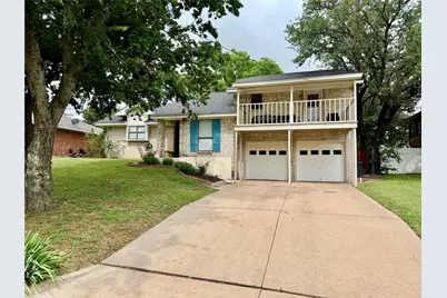 201 Oakridge Drive, Weatherford, TX 76086 - Photo 1