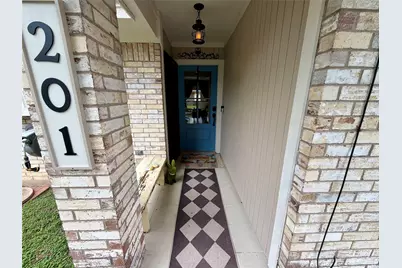 201 Oakridge Drive, Weatherford, TX 76086 - Photo 3