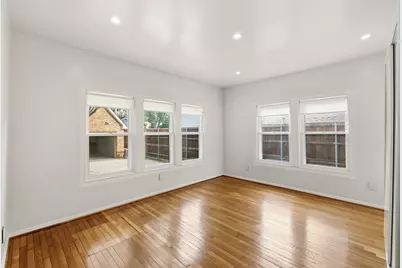 825 Thomasson Drive, Dallas, TX 75208 - Photo 15