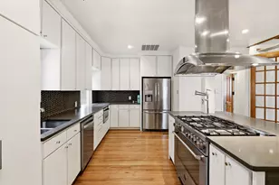 825 Thomasson Dr, Dallas, TX 75208 - Photo 11
