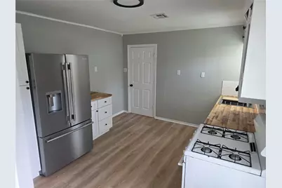 2804 Summer Avenue, Waco, TX 76708 - Photo 9