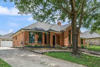 2908 Roaring Springs Road, Grapevine, TX 76051 - Photo 3