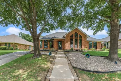 2908 Roaring Springs Road, Grapevine, TX 76051 - Photo 5