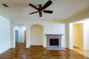 5840 Somerton Dr, Grand Prairie, TX 75052 - Photo 5