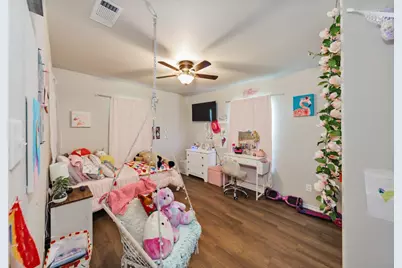 709 W Live Oak Street, Alvord, TX 76225 - Photo 9