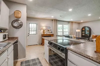 712 Poe Street, Azle, TX 76020 - Photo 25