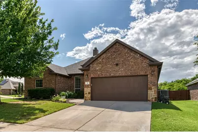 10 Ashlawn Court, Edgecliff Village, TX 76134 - Photo 3