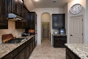 10 Ashlawn Ct, Edgecliff Village, TX 76134 - Photo 9