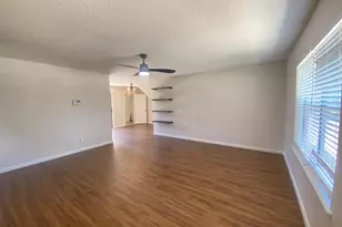 644 Timberline Dr, Hurst, TX 76053 - Photo 3