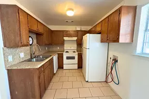 807 W Walnut Street W, Celina, TX 75009 - Photo 5