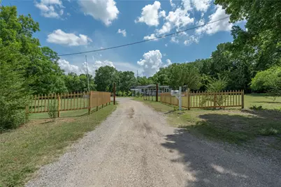 155 Lonesome Dove Drive, Sherman, TX 75090 - Photo 3