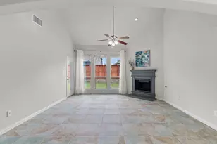 921 Montgomery Way, Lantana, TX 76226 - Photo 17