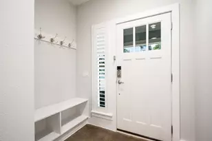 656 Bishop Heights Ln, Dallas, TX 75208 - Photo 17