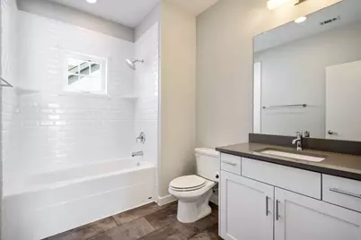 656 Bishop Heights Lane, Dallas, TX 75208 - Photo 15