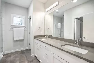 656 Bishop Heights Lane, Dallas, TX 75208 - Photo 11