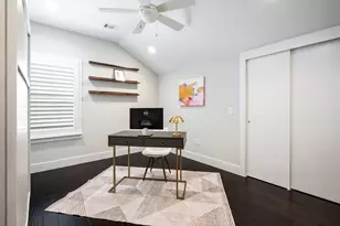 656 Bishop Heights Ln, Dallas, TX 75208 - Photo 15