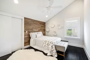 656 Bishop Heights Ln, Dallas, TX 75208 - Photo 15