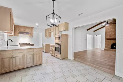 1800 Bois D Arc Drive, Arlington, TX 76013 - Photo 9