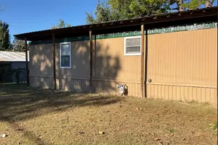 408 Leathers Ln, Jewett, TX 75846 - Photo 3