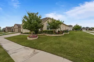 200 Habitat Trl, McKinney, TX 75071 - Photo 3