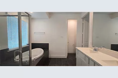 8512 Heard Hill Drive, McKinney, TX 75071 - Photo 11