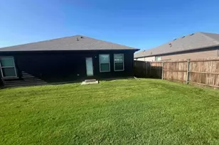 1410 Brindle Dr, Greenville, TX 75402 - Photo 7