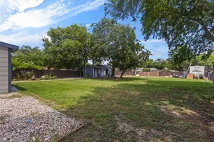 1065 Sunset Cir, Garland, TX 75040 - Photo 27
