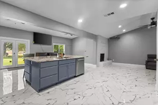 1065 Sunset Cir, Garland, TX 75040 - Photo 9