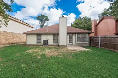 606 Oakland Hills Drive, Arlington, TX 76018 - Photo 15