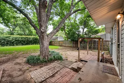 1205 Britt Drive, Arlington, TX 76013 - Photo 17