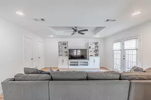 6935 Kingshollow Dr, Dallas, TX 75248 - Photo 11