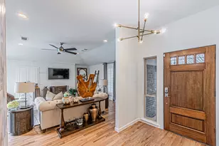 6935 Kingshollow Dr, Dallas, TX 75248 - Photo 3
