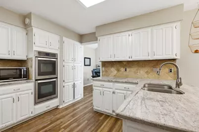 1917 Pleasant Valley Drive, Plano, TX 75023 - Photo 13