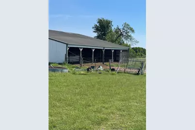1044 Hcr 3241, Hubbard, TX 76648 - Photo 9