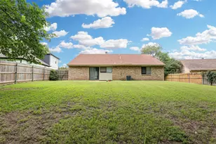 620 Nora Ln, DeSoto, TX 75115 - Photo 25