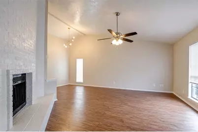 620 Nora Lane, DeSoto, TX 75115 - Photo 5