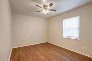 620 Nora Ln, DeSoto, TX 75115 - Photo 19