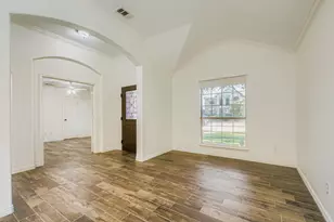 12407 Hawk Creek Dr, Frisco, TX 75033 - Photo 3