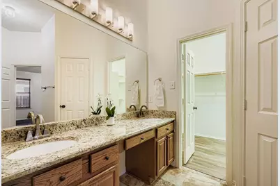 12407 Hawk Creek Drive, Frisco, TX 75033 - Photo 21