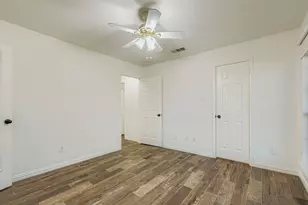 12407 Hawk Creek Dr, Frisco, TX 75033 - Photo 7