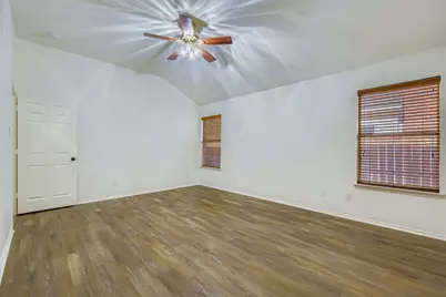 12407 Hawk Creek Drive, Frisco, TX 75033 - Photo 19