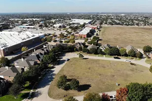 12407 Hawk Creek Dr, Frisco, TX 75033 - Photo 35