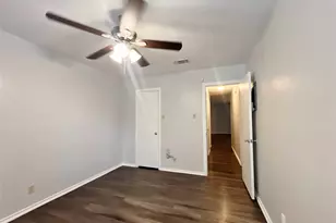 1108 N Elm St, Denton, TX 76201 - Photo 17