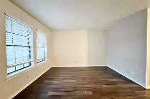 1108 N Elm St, Denton, TX 76201 - Photo 7