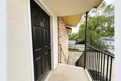 1108 N Elm Street #10, Denton, TX 76201 - Photo 3