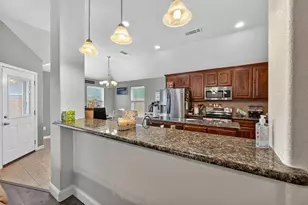 212 Ghost Rider Rd, Waxahachie, TX 75165 - Photo 9